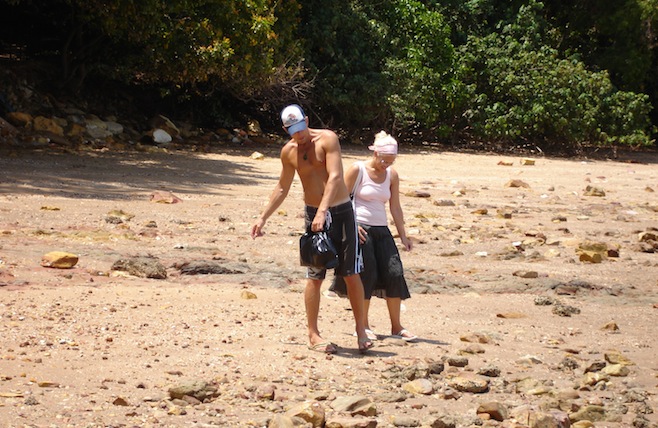 AU Beach Combing